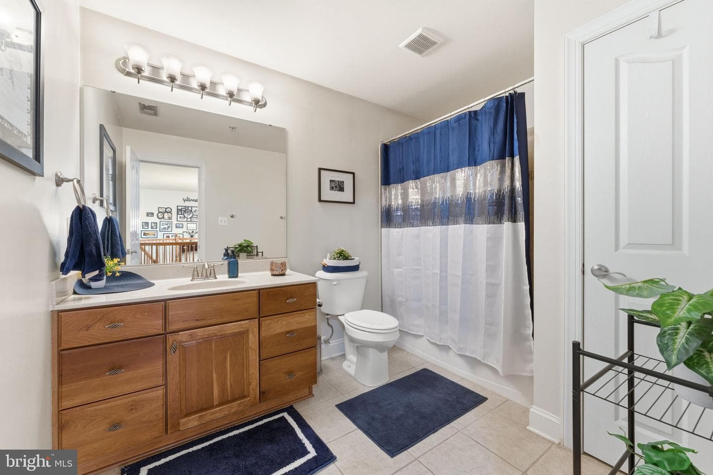 4505 Coachmans Path Court photo 36