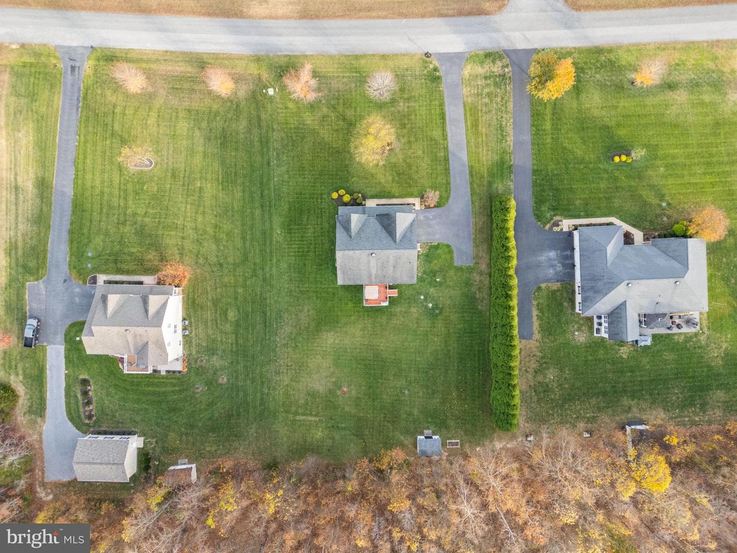 4505 Coachmans Path Court photo 67