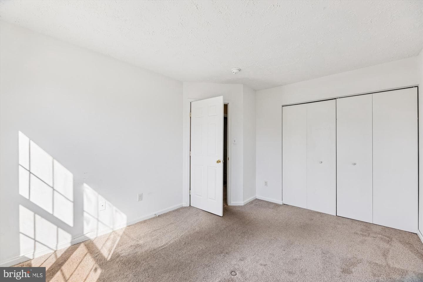 4225 Drake Court photo 8