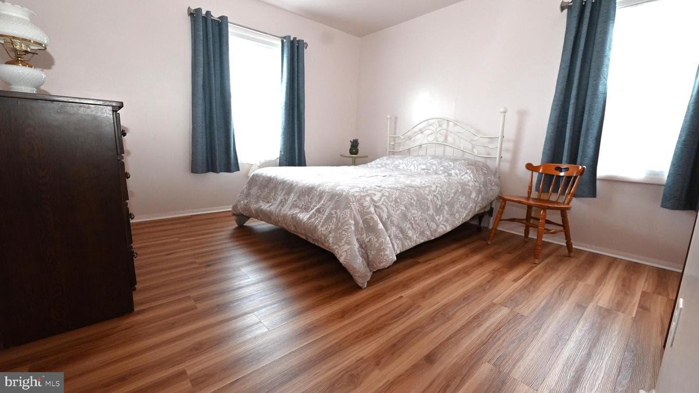 137 Garner Avenue photo 15