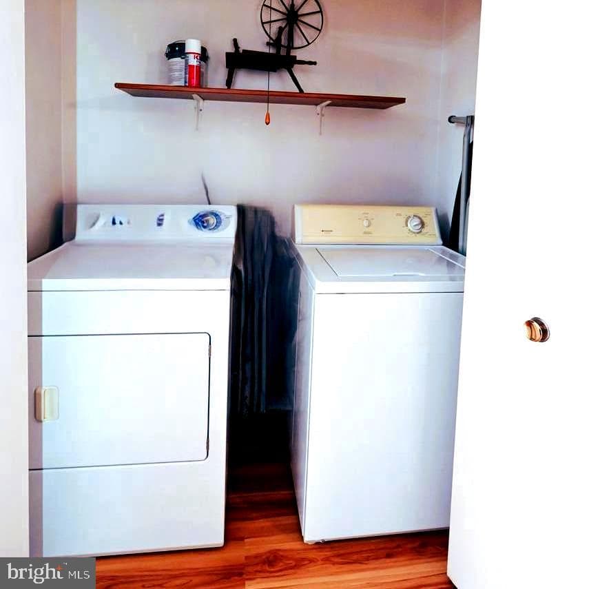137 Garner Avenue photo 24