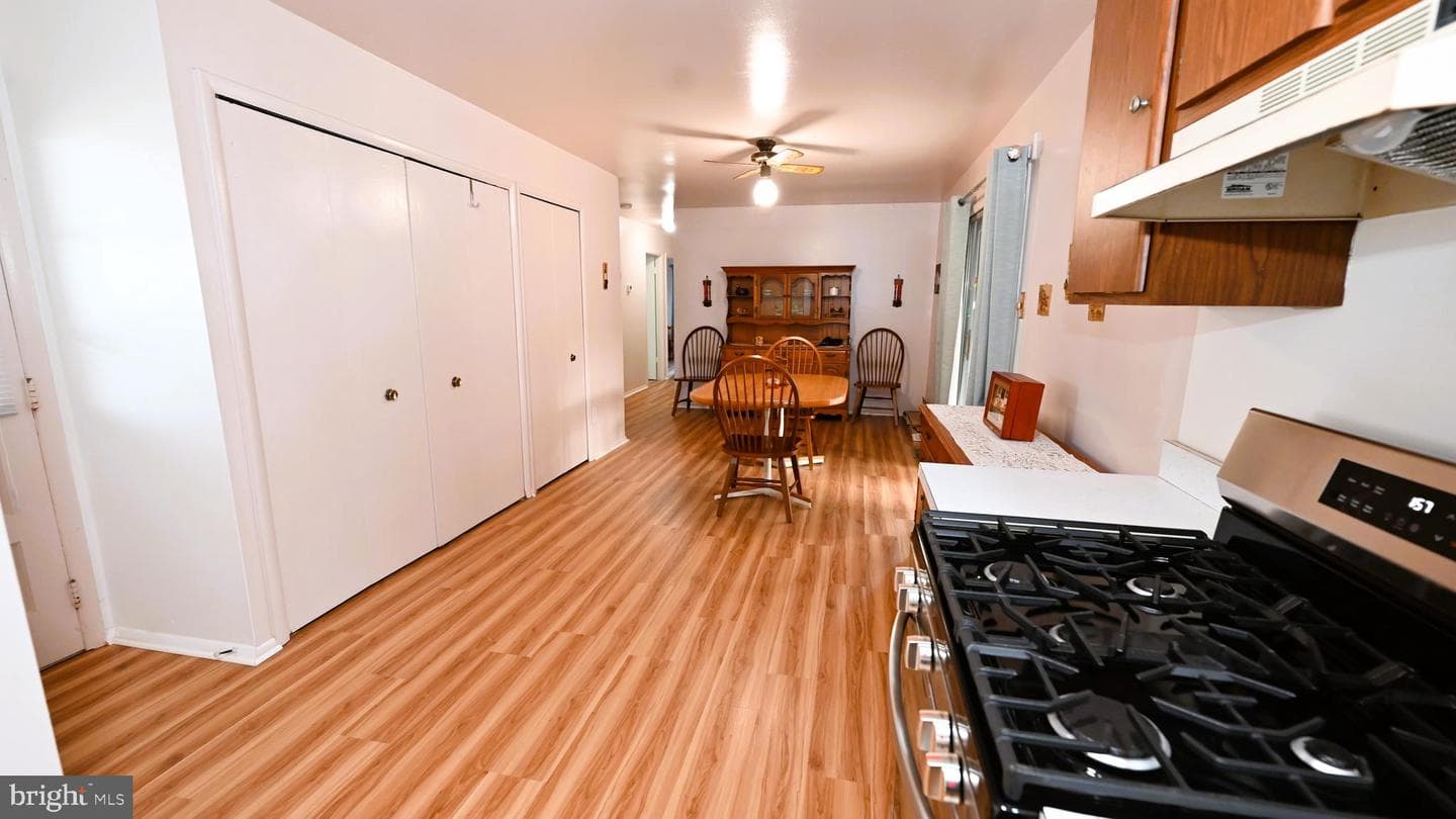 137 Garner Avenue photo 7