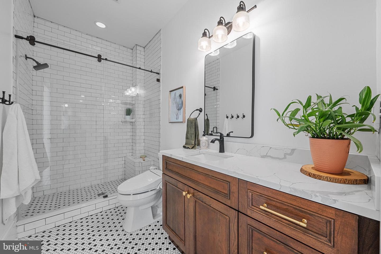 505 Washington Avenue photo 68