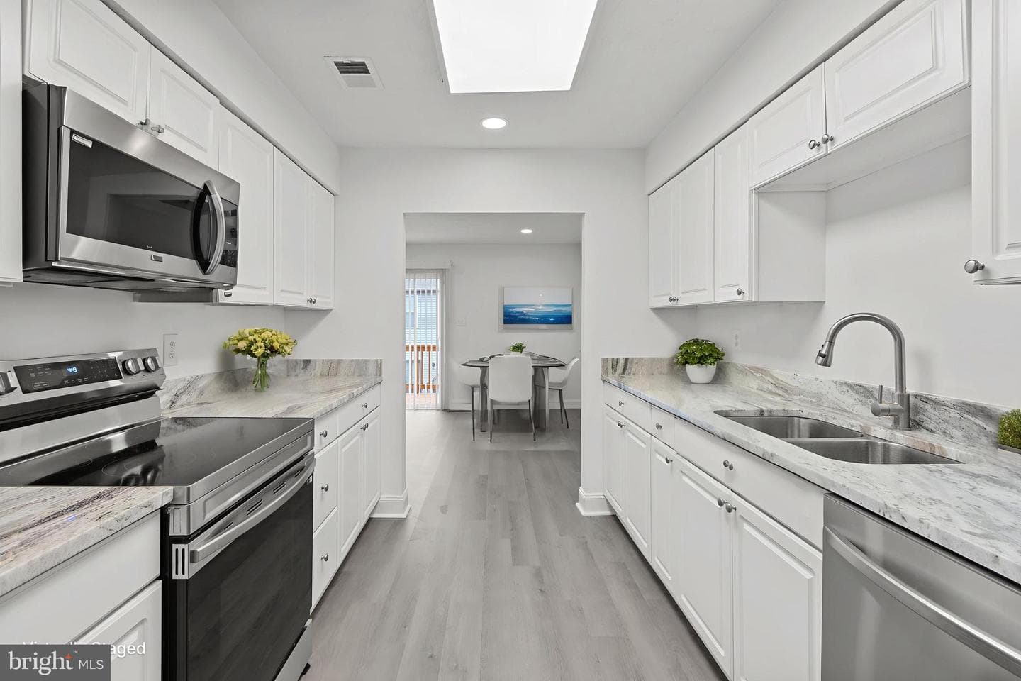 105 Palmetto Court photo 4