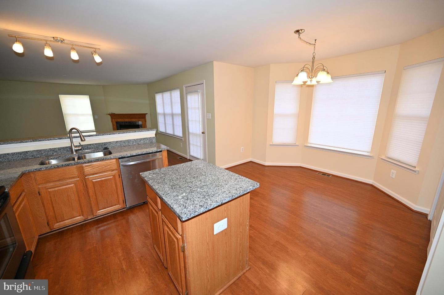 2800 Harrison Court photo 26