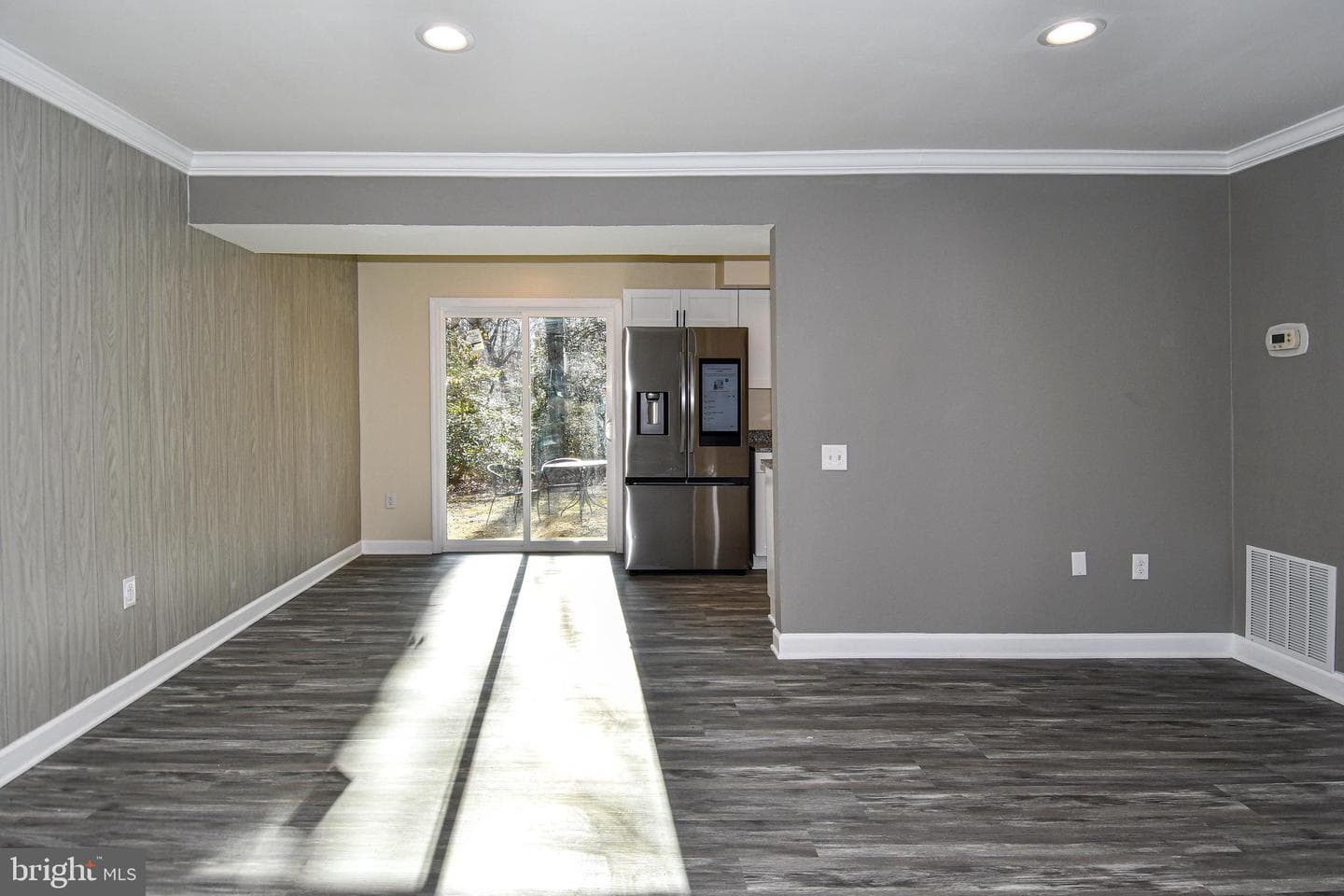 717 Brandon Circle photo 10