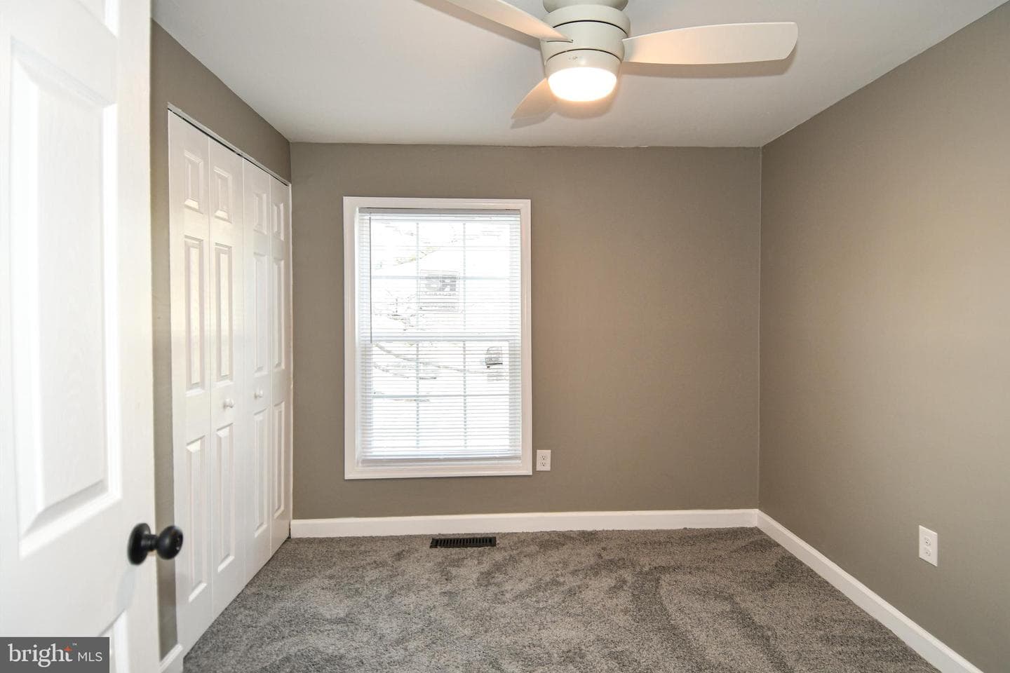 717 Brandon Circle photo 22