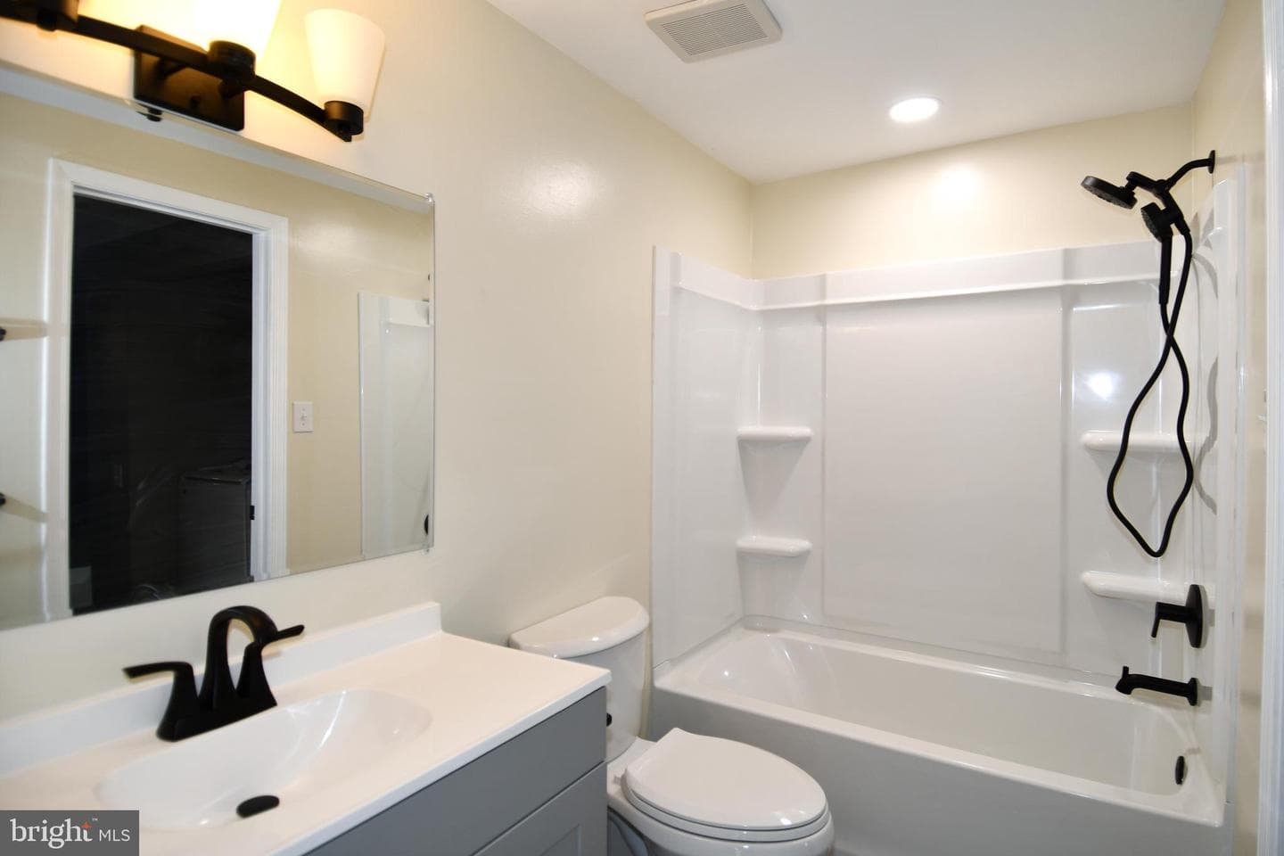 717 Brandon Circle photo 24