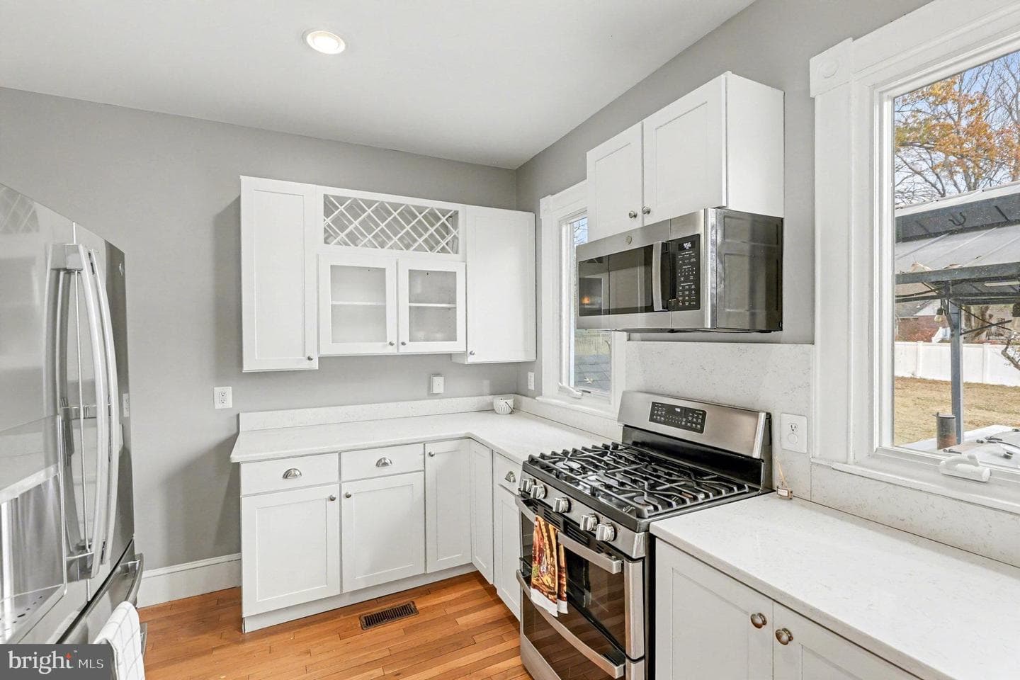 25 Indian Head Avenue photo 18