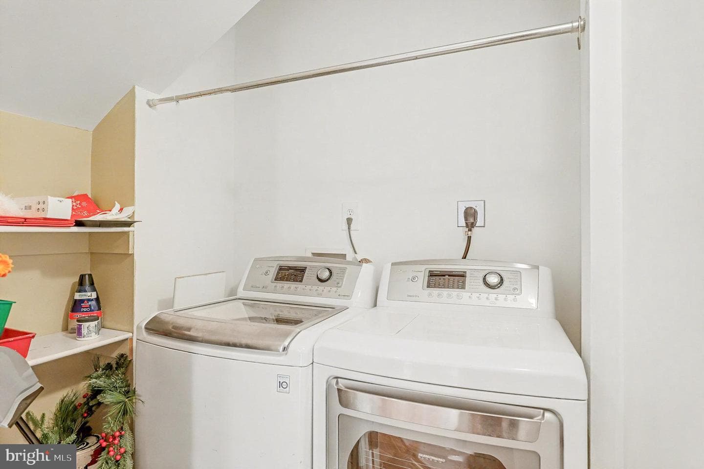 25 Indian Head Avenue photo 21