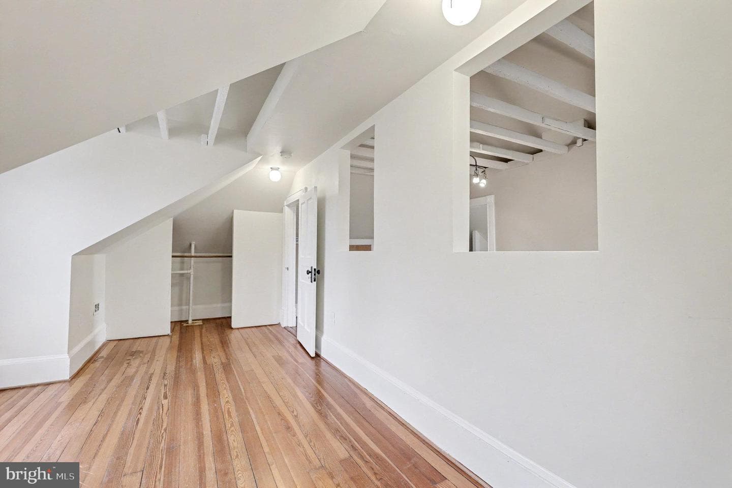 25 Indian Head Avenue photo 34