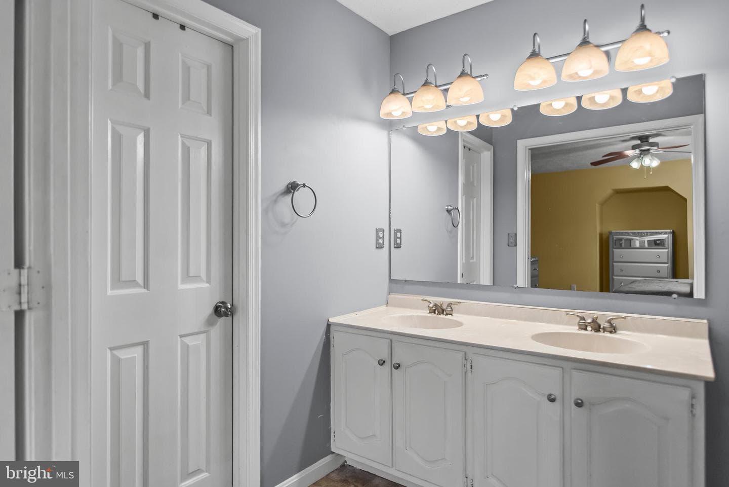 6221 Polar Bear Court photo 22