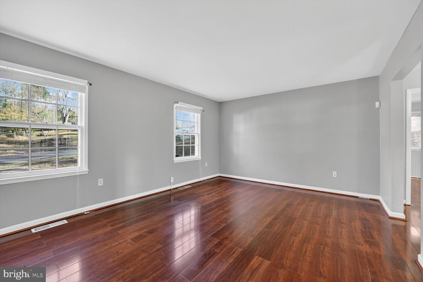 2319 Woodberry Drive photo 2