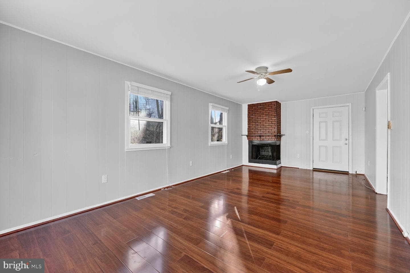 2319 Woodberry Drive photo 4