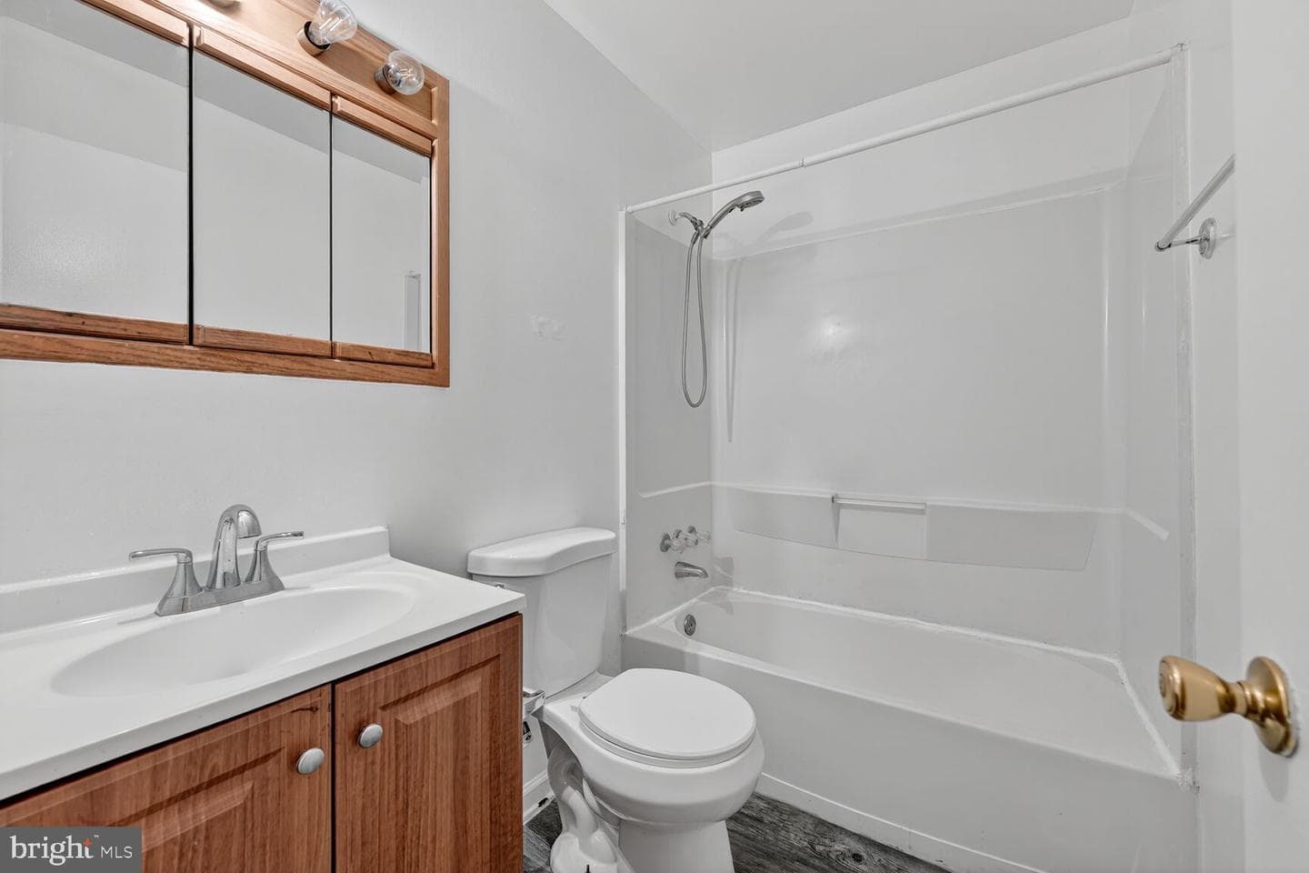 2319 Woodberry Drive photo 8