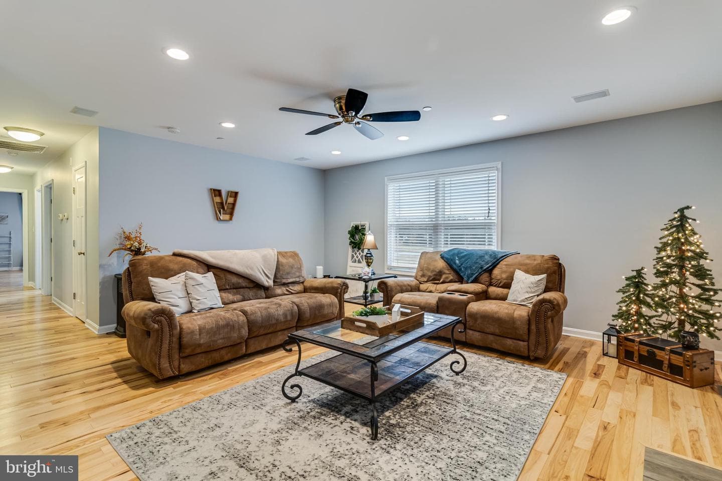 15464 Alex Street photo 15