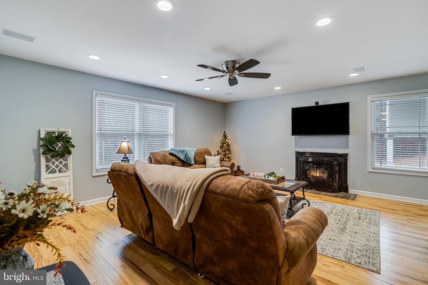 15464 Alex Street photo 18