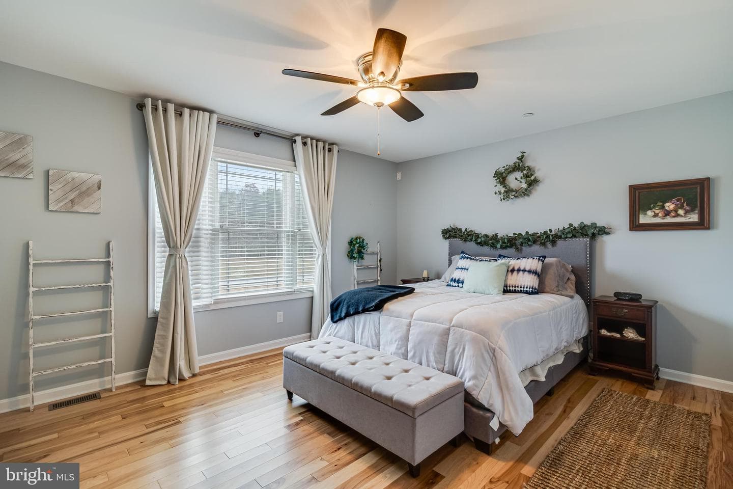 15464 Alex Street photo 26