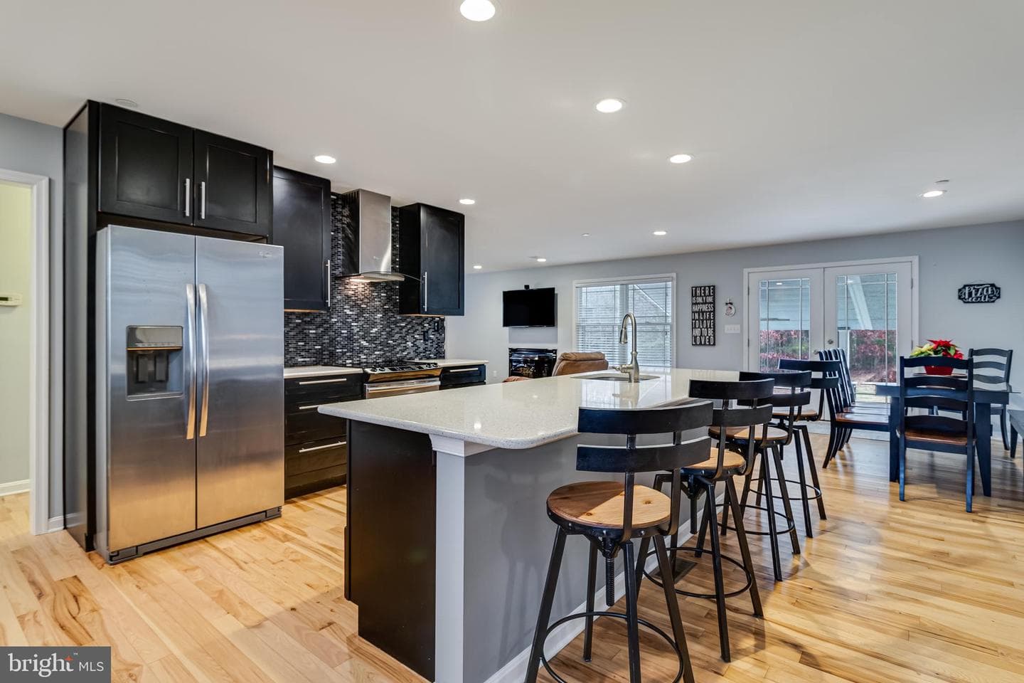 15464 Alex Street photo 8