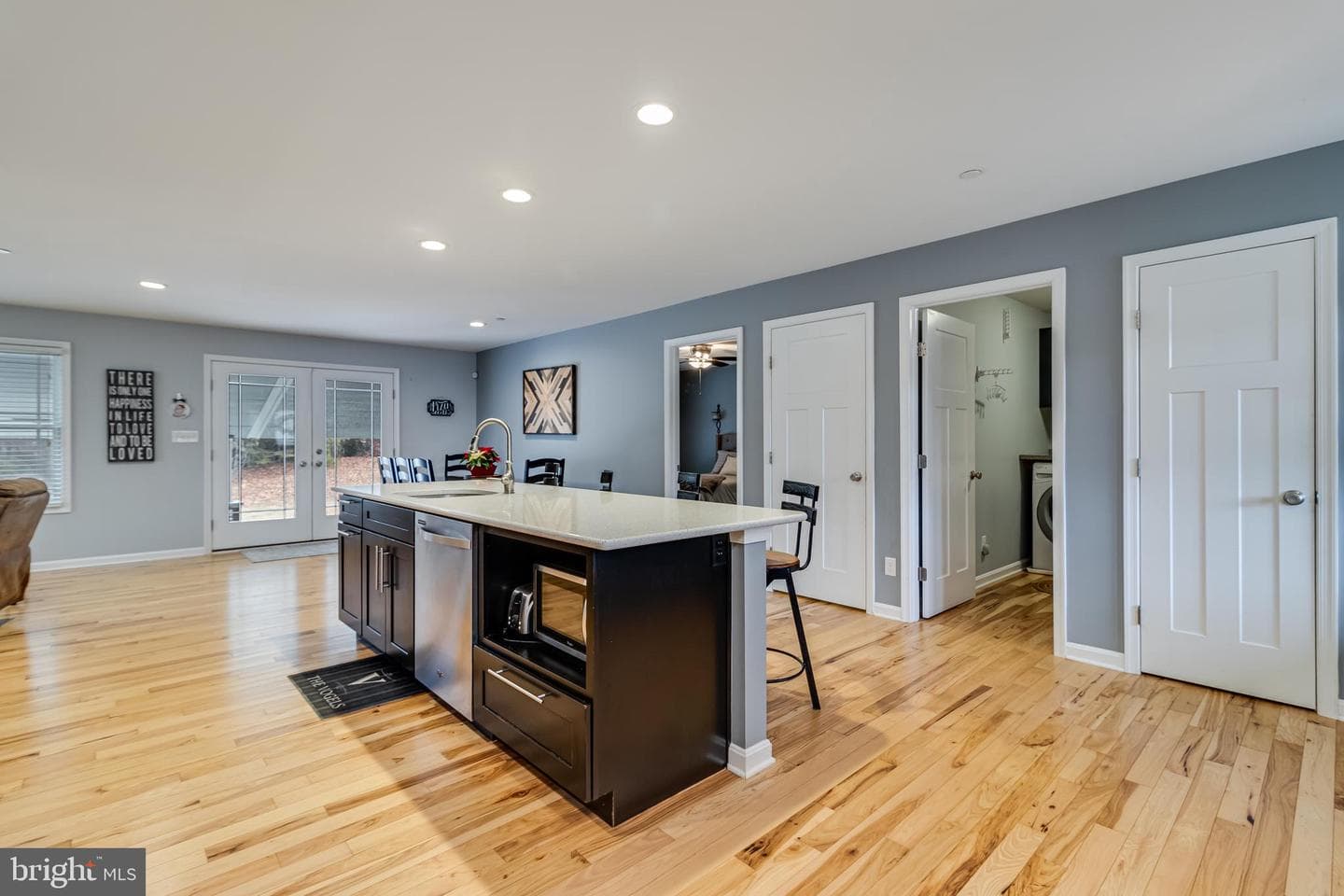 15464 Alex Street photo 9