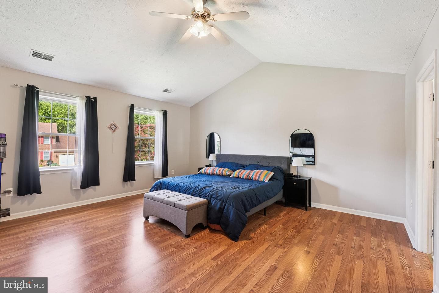 2404 Berry Thicket Court photo 18