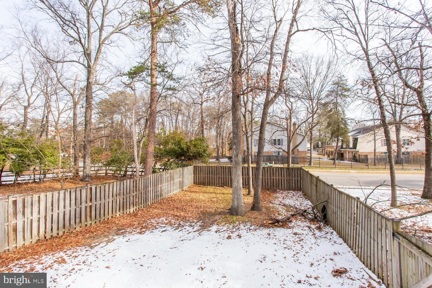 5213 Vaughan Court photo 18