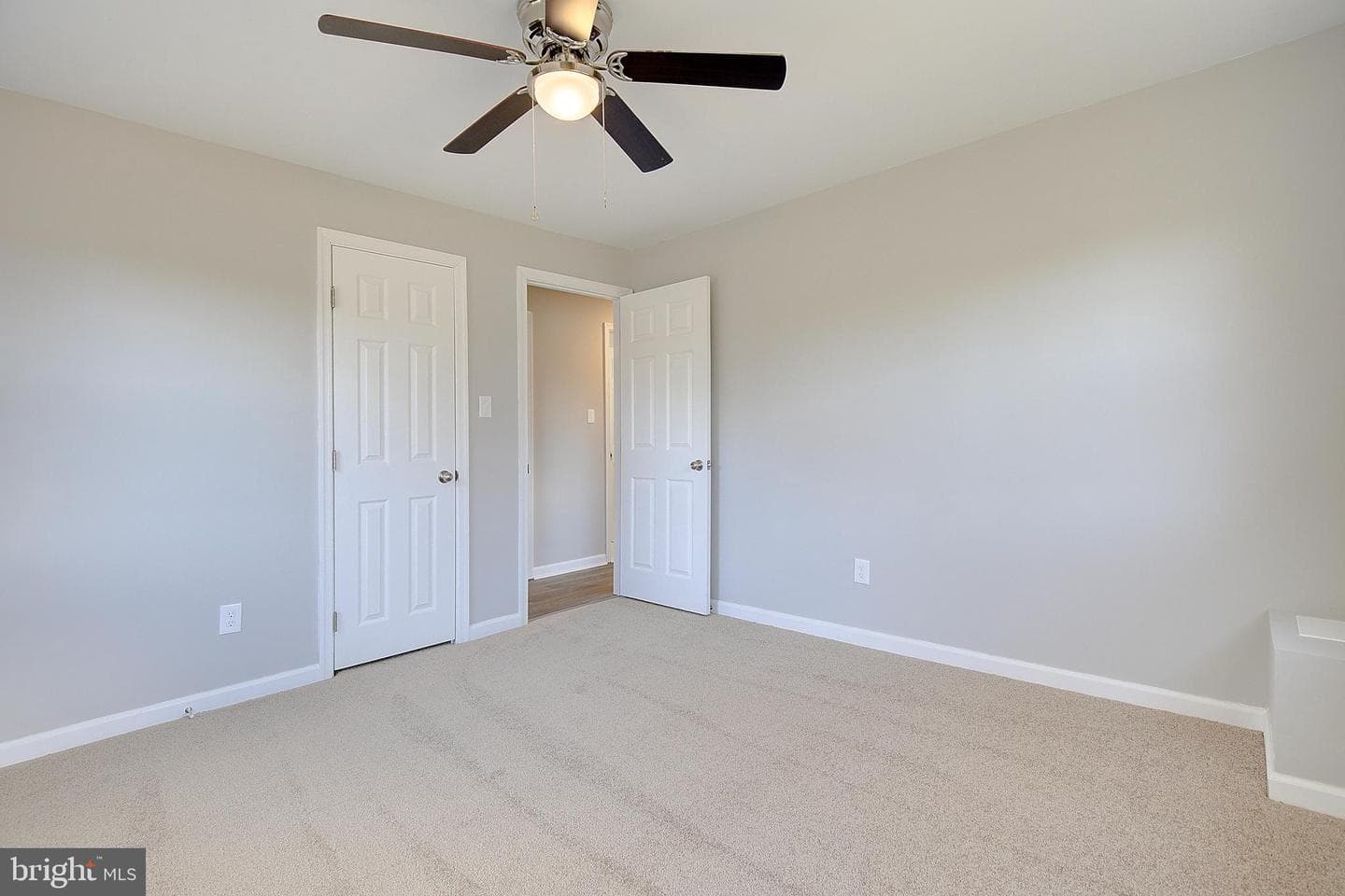 7926 Wicker Lane photo 24