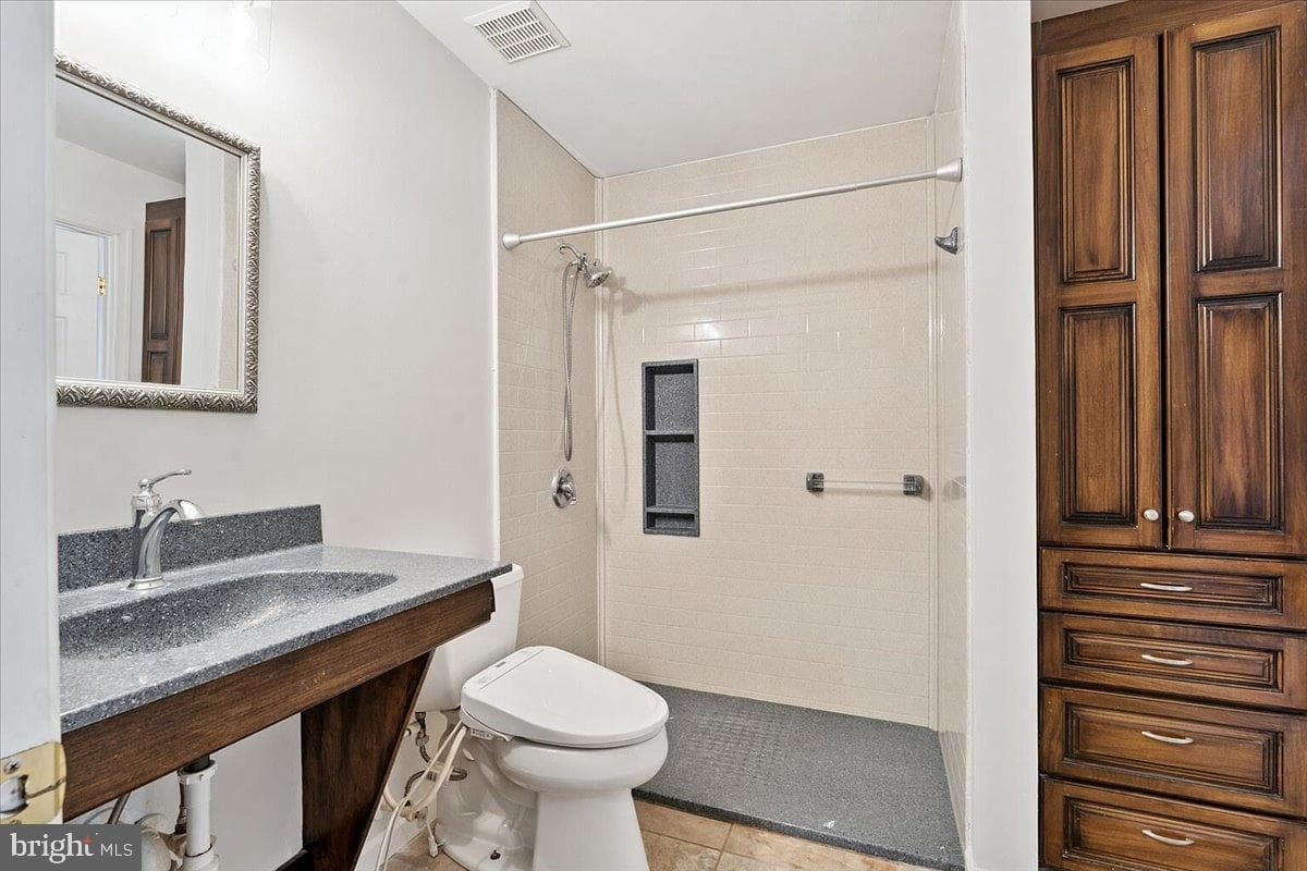 3264 Gossett Court photo 35