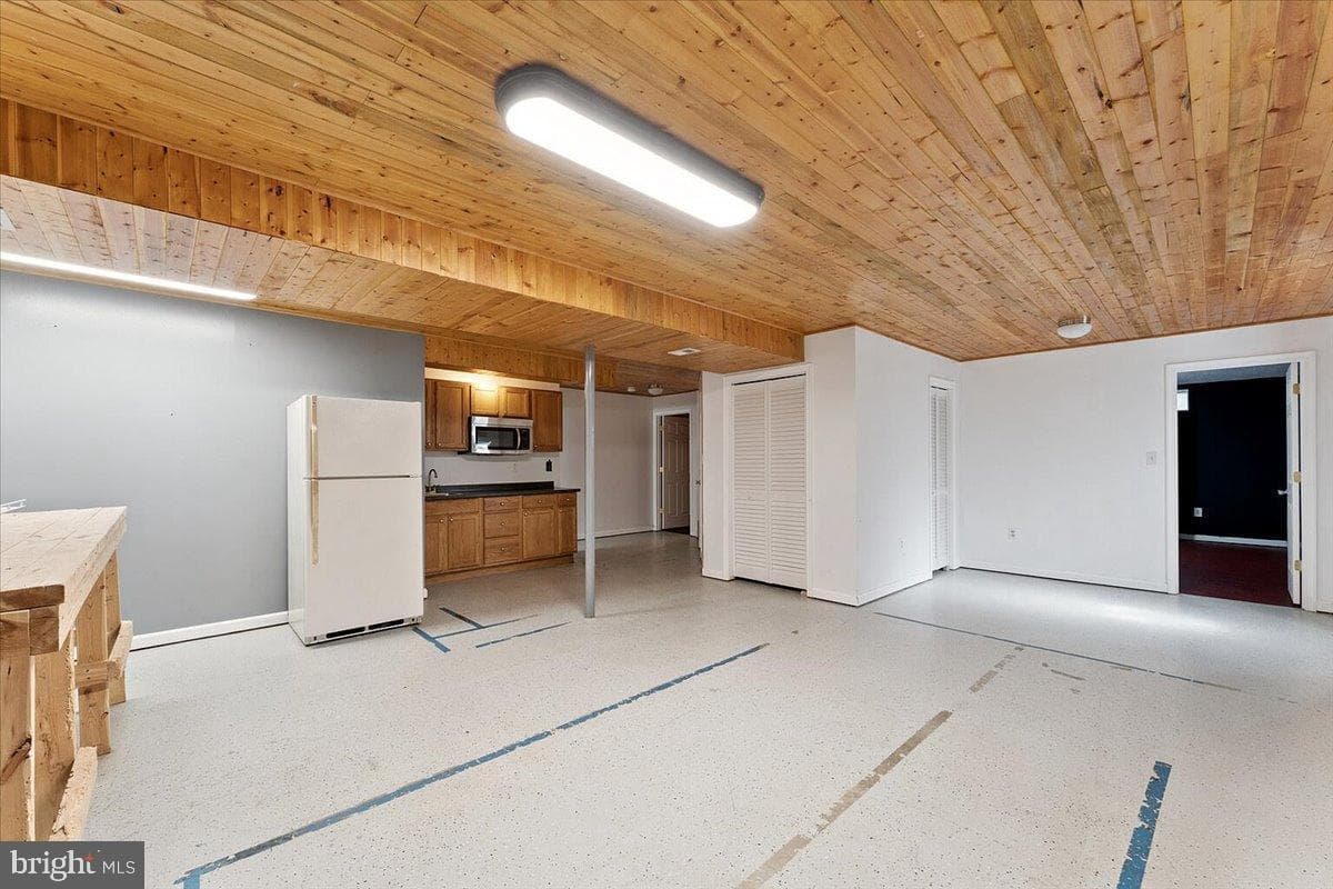 3264 Gossett Court photo 47