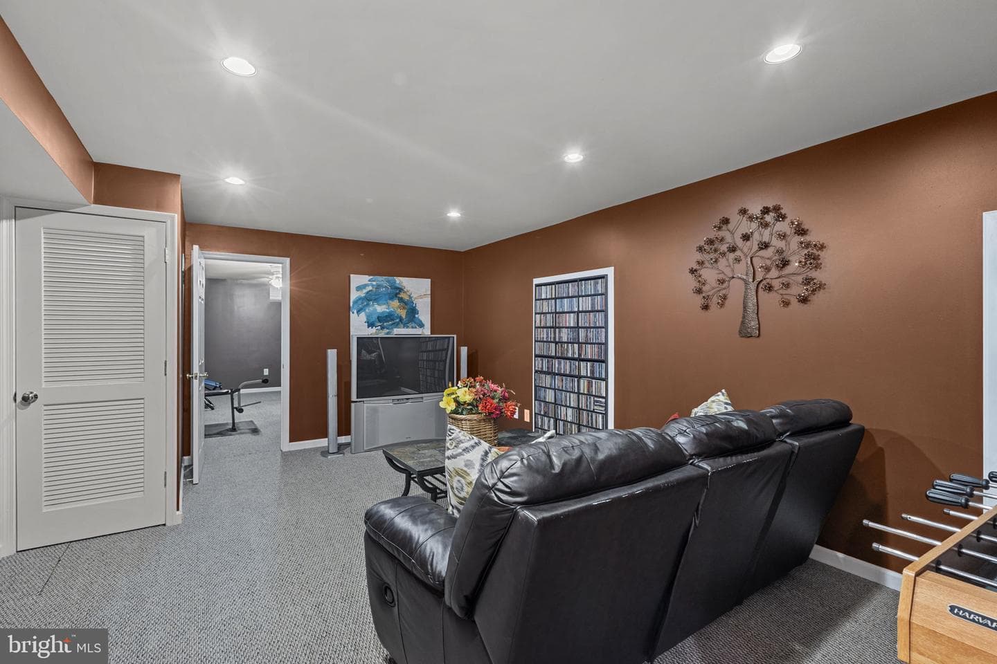 11255 Wildmeadows Street photo 34