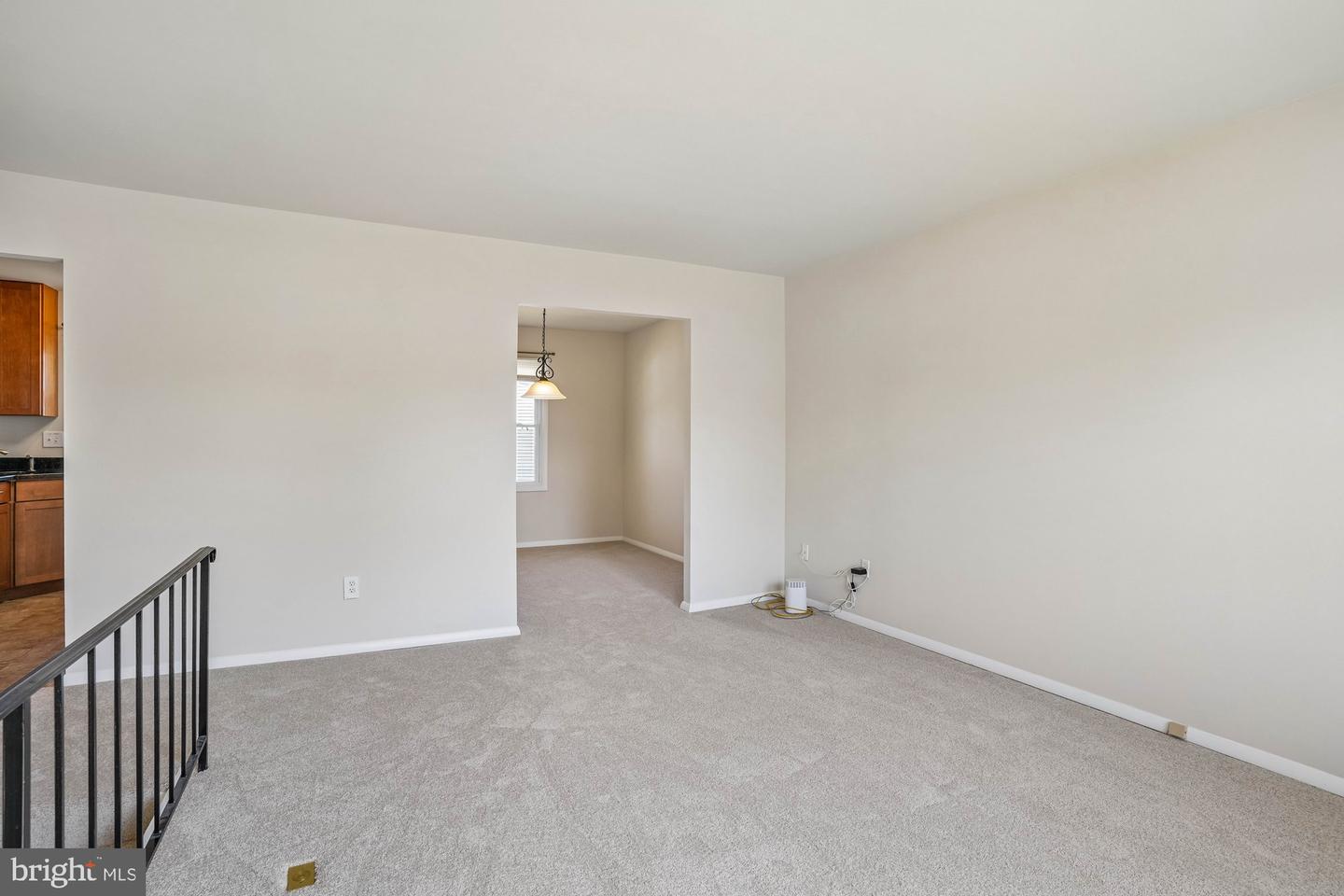 120 Garner Avenue photo 16