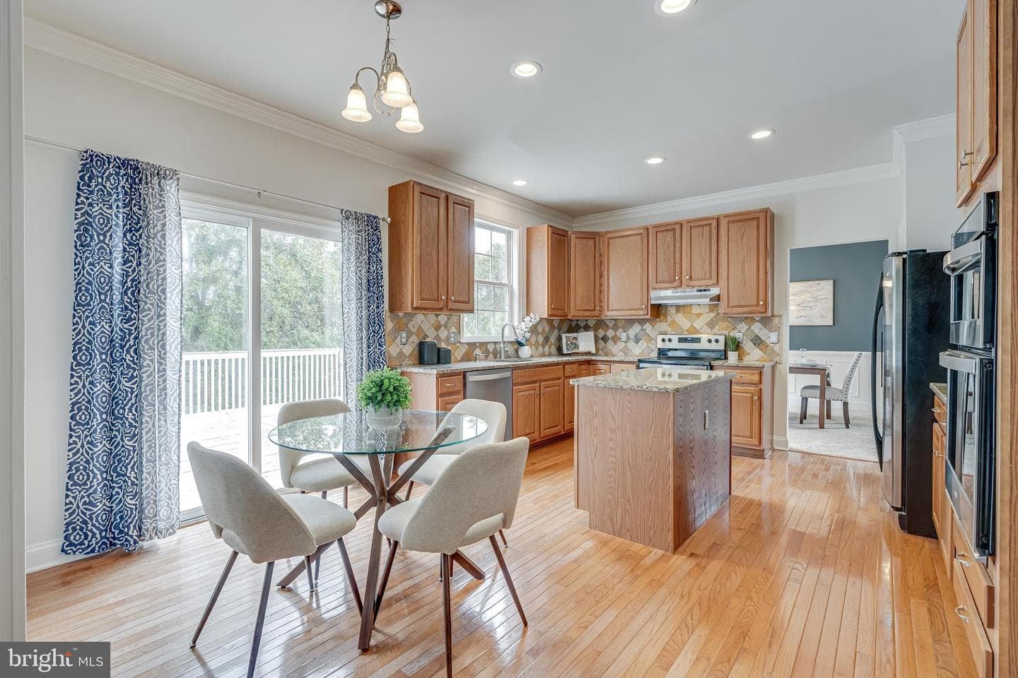 3023 Wildflower Drive photo 11