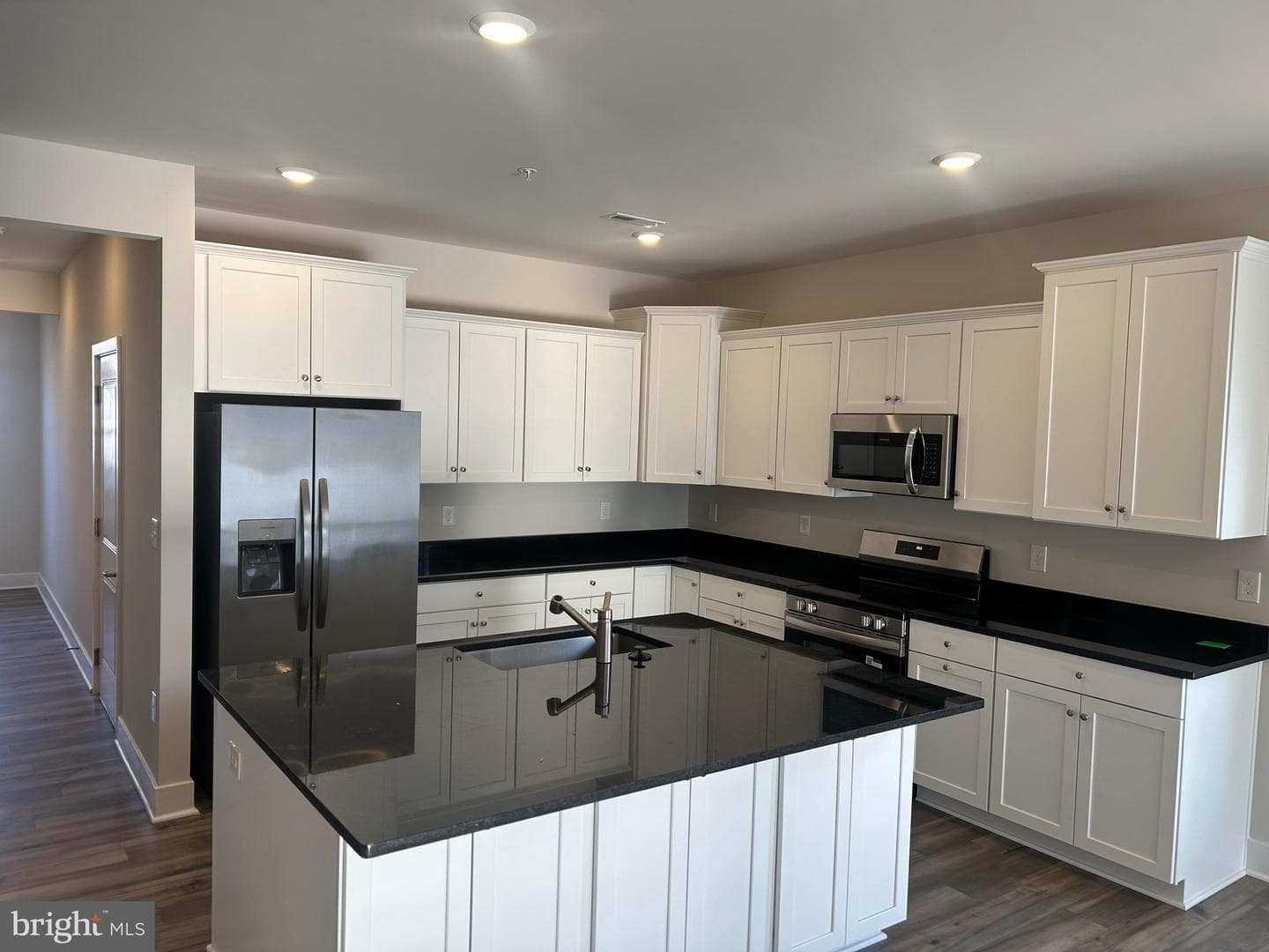 10619 Great Basin Pl photo 2