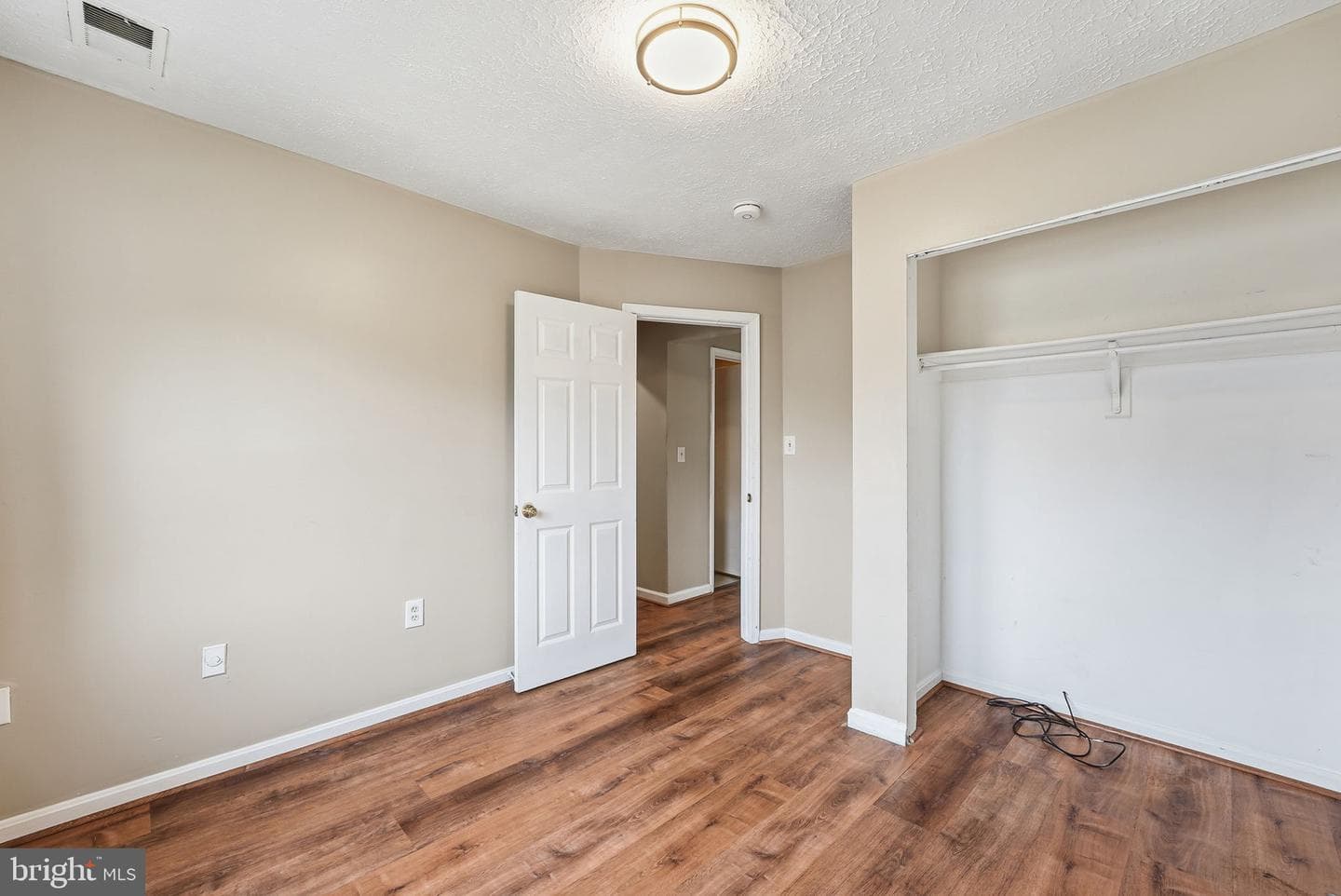 24 Oakside Lane photo 11