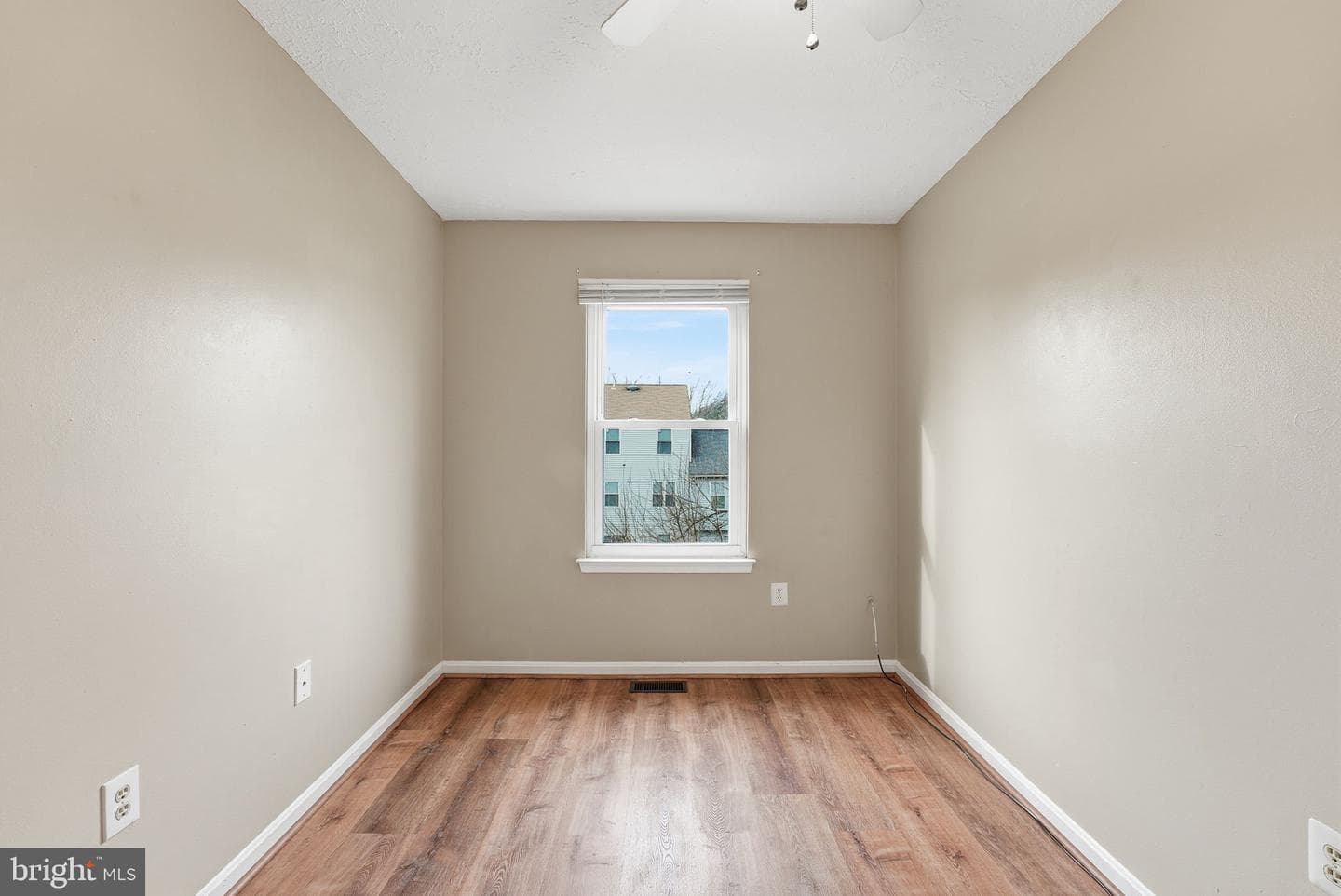 24 Oakside Lane photo 12