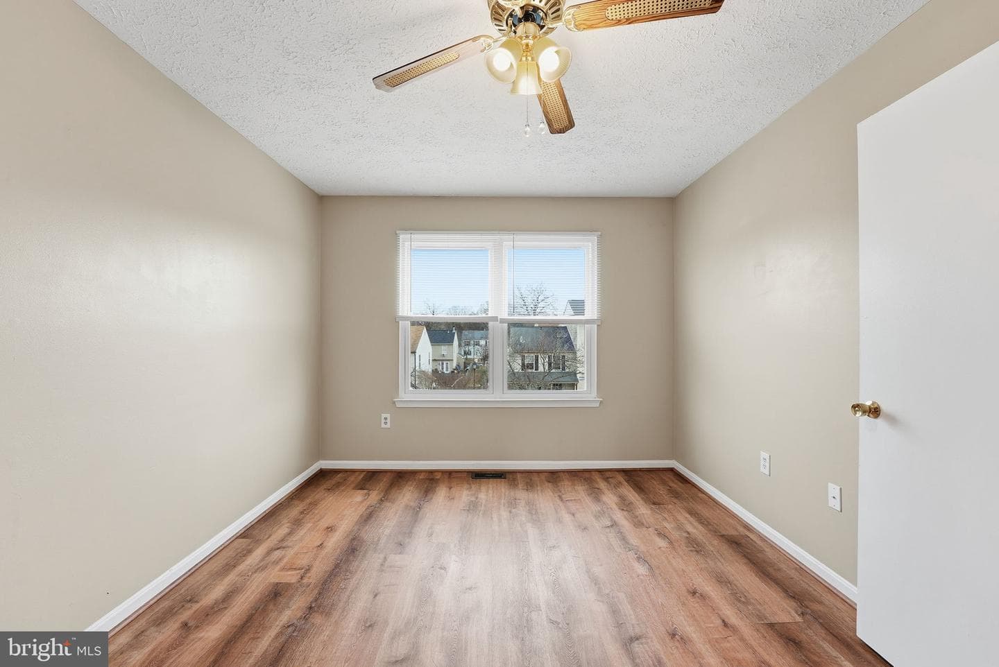 24 Oakside Lane photo 14