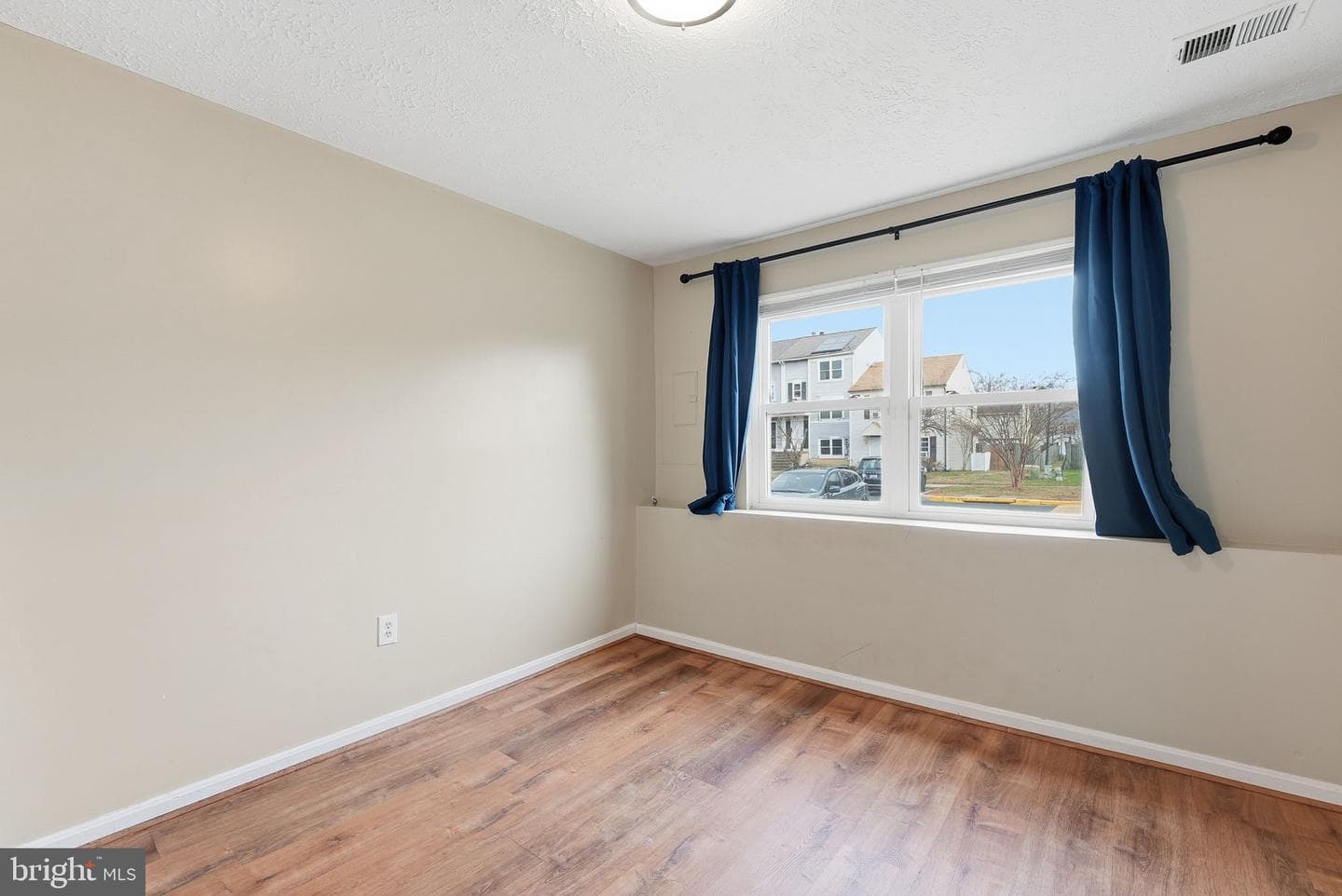 24 Oakside Lane photo 18