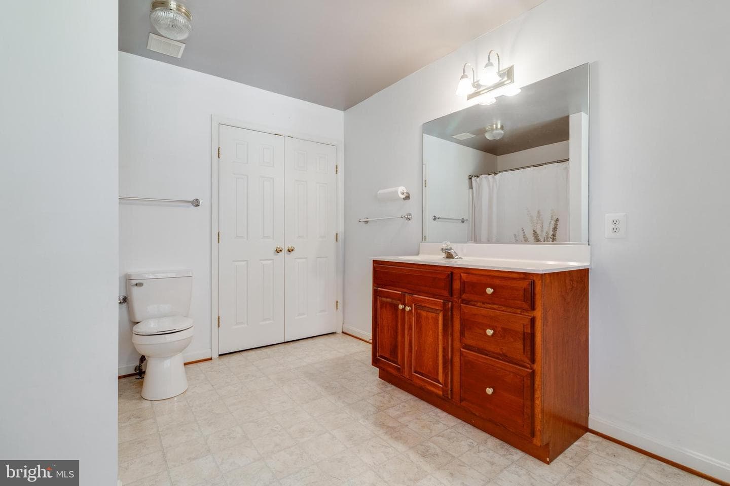 6194 Hard Bargain Circle photo 40