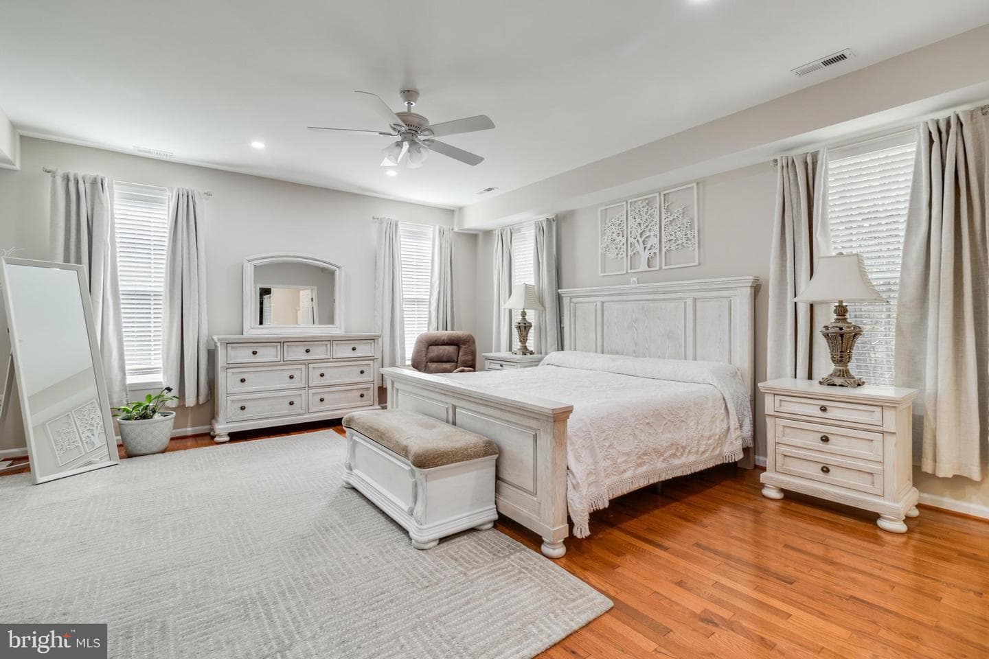 6194 Hard Bargain Circle photo 6