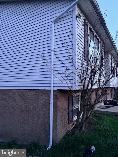 2254 Bridle Path Drive photo 3