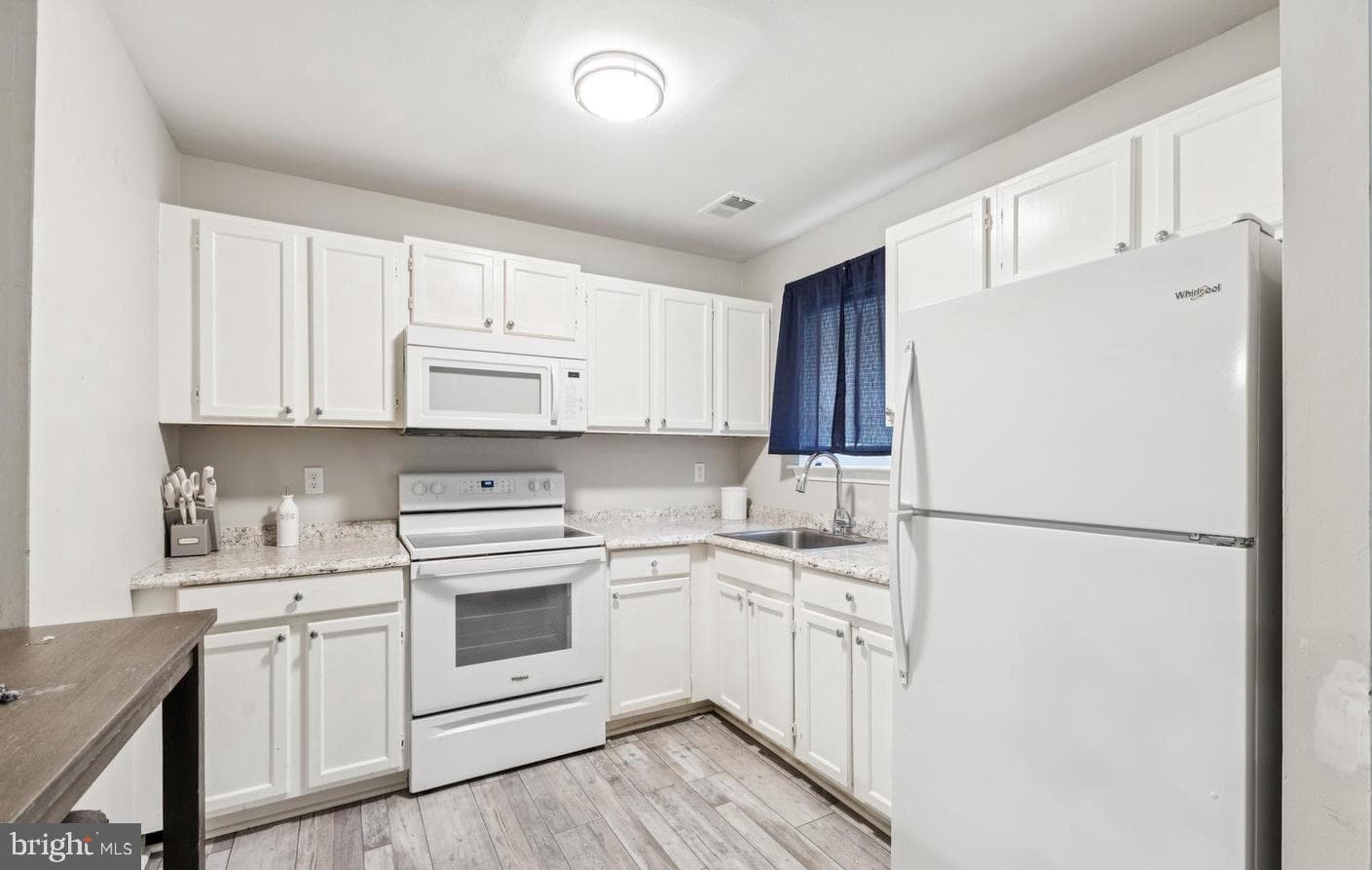 3059 Heathcote Road photo 5