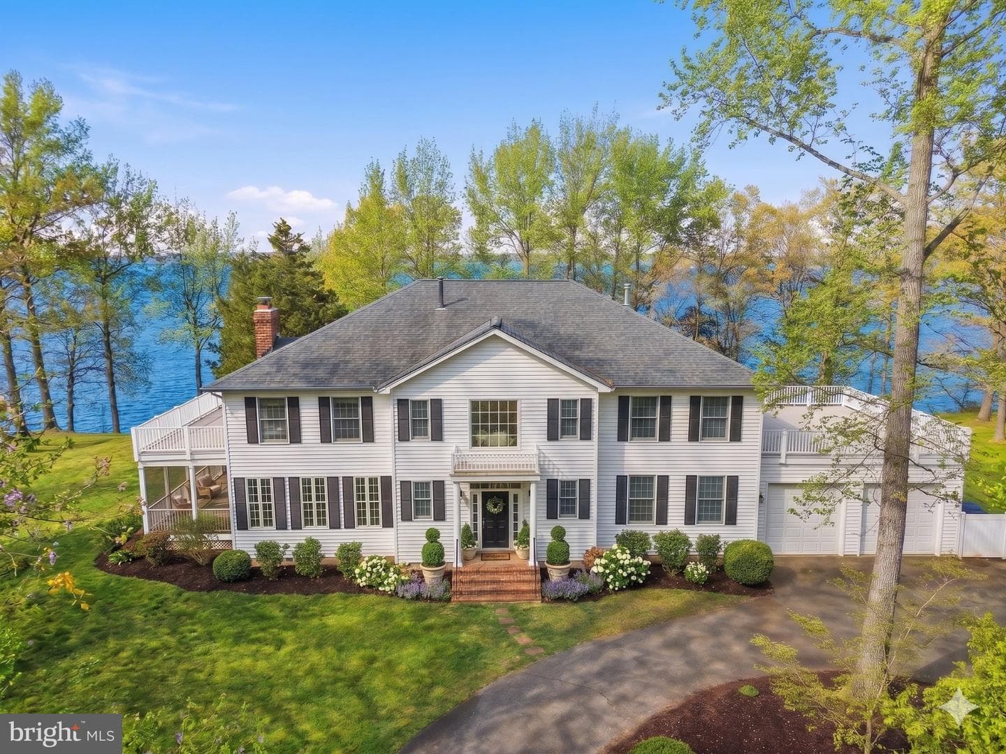 1325 Liverpool Point Road photo 2