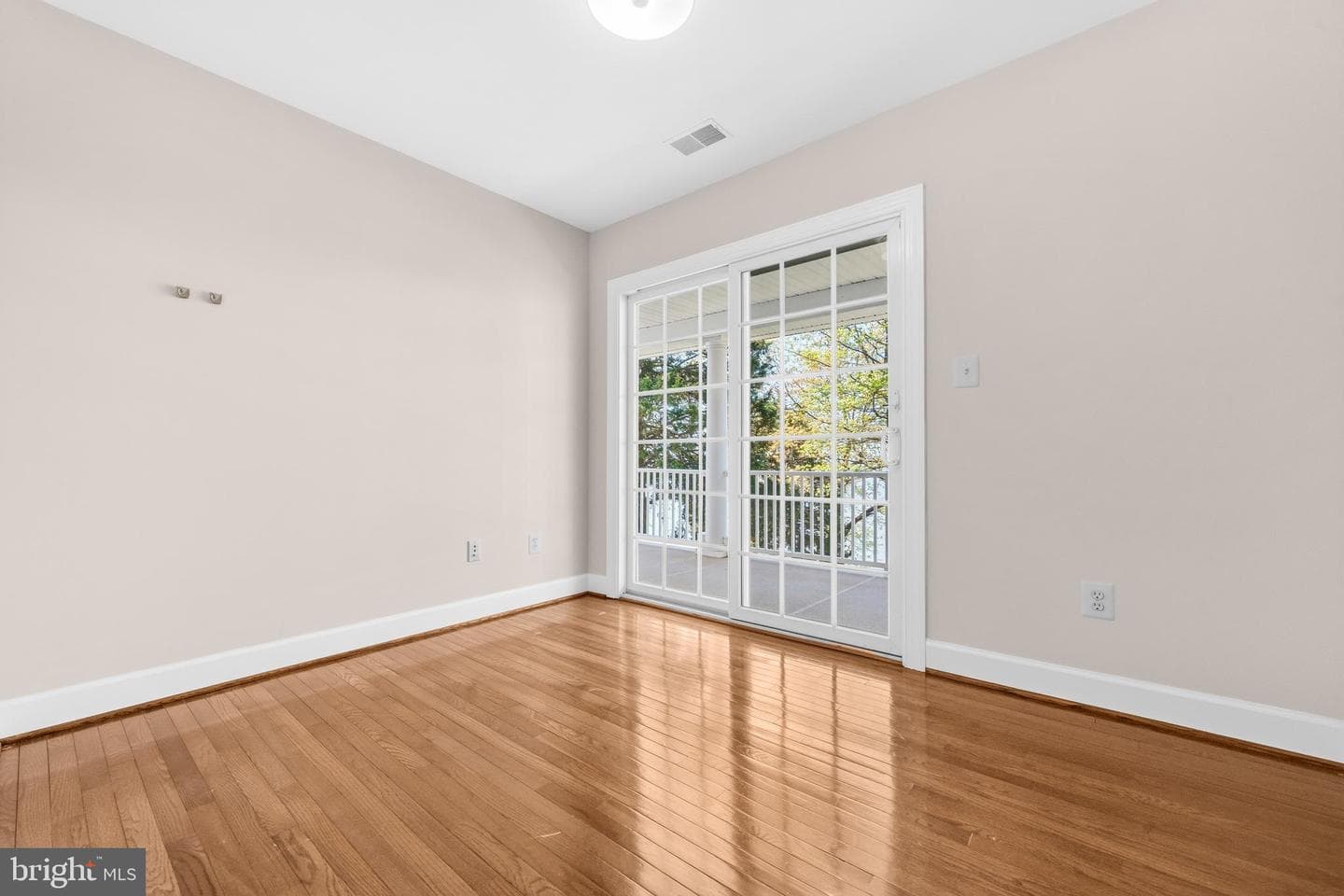 1325 Liverpool Point Road photo 28