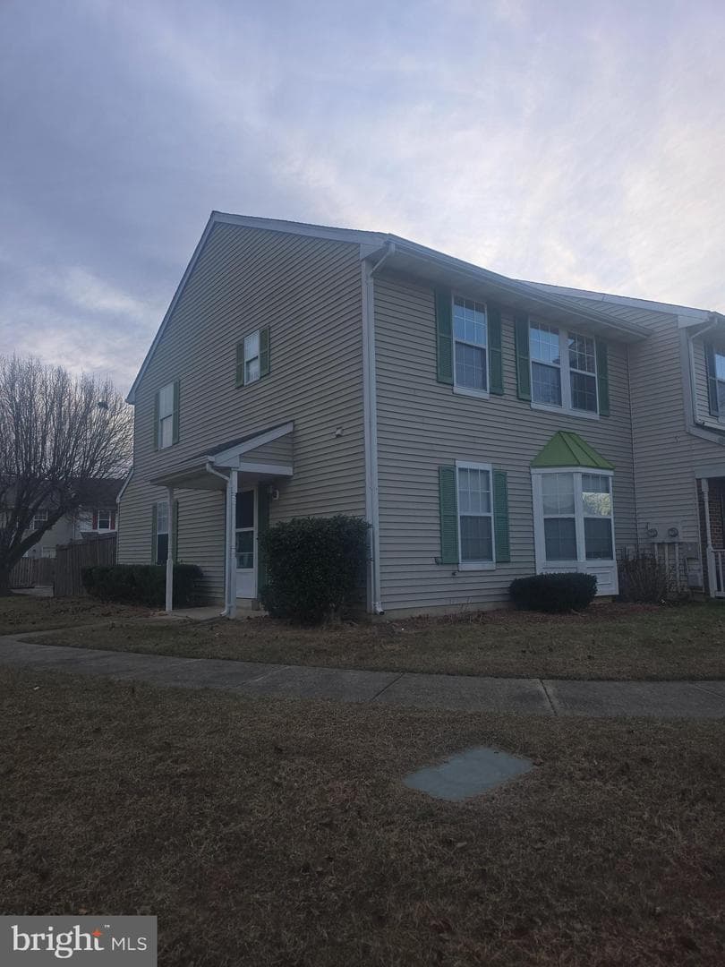 6290 Whistlers Place photo 1