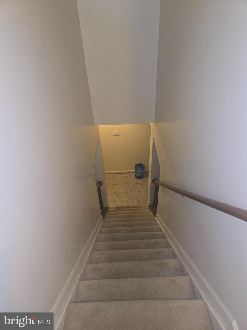 6290 Whistlers Place photo 18