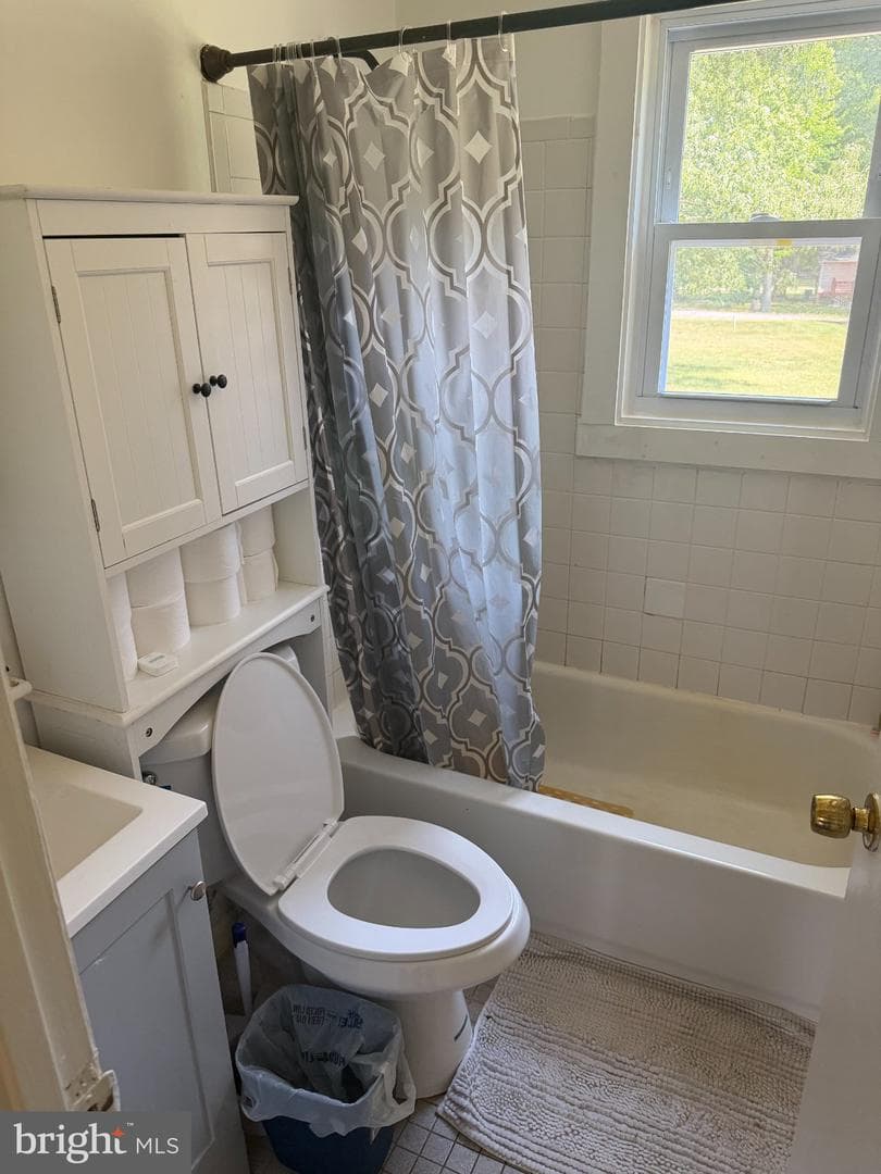 2555 Marshall Hall Road photo 5