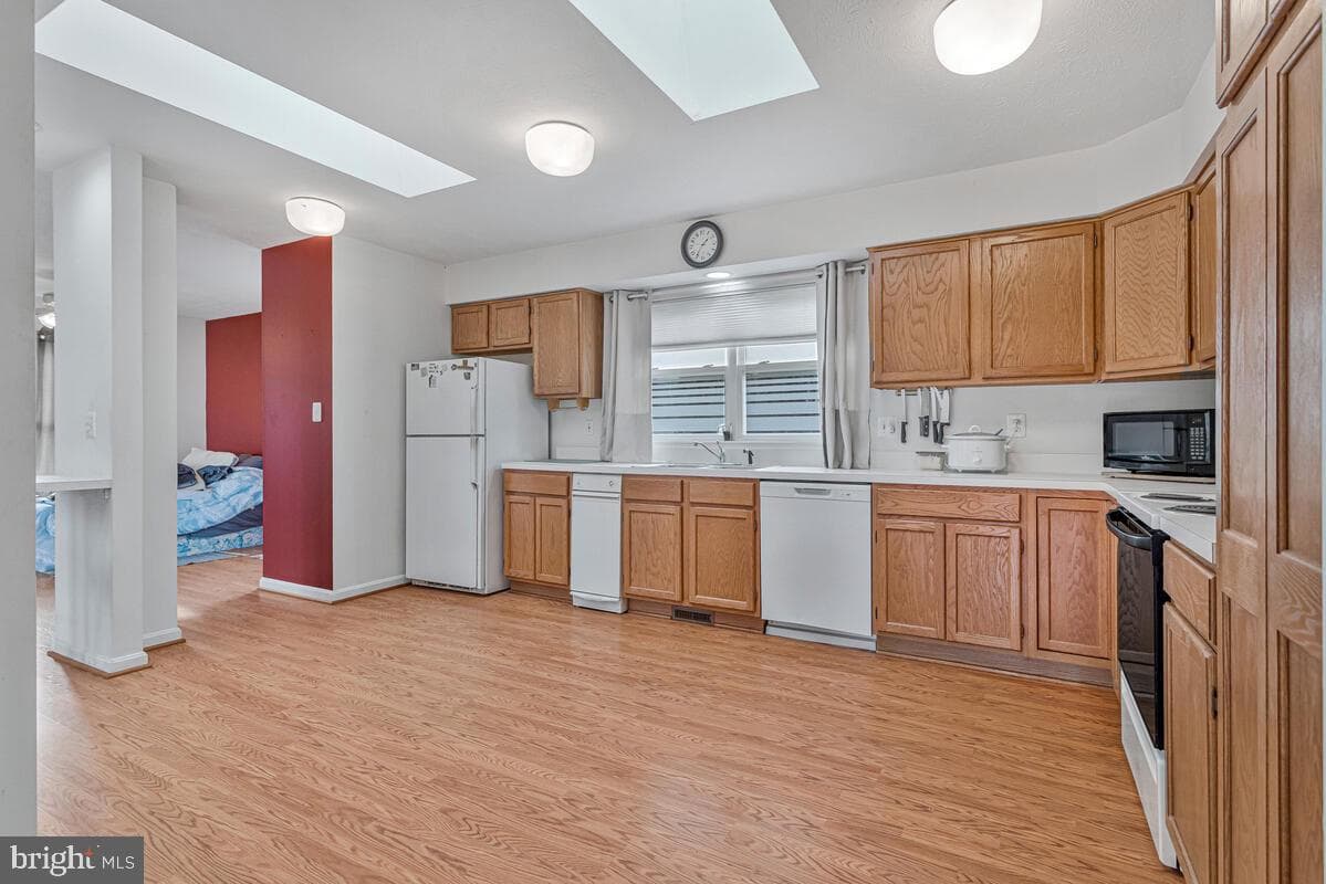 6984 Bluebird Hill Place photo 12