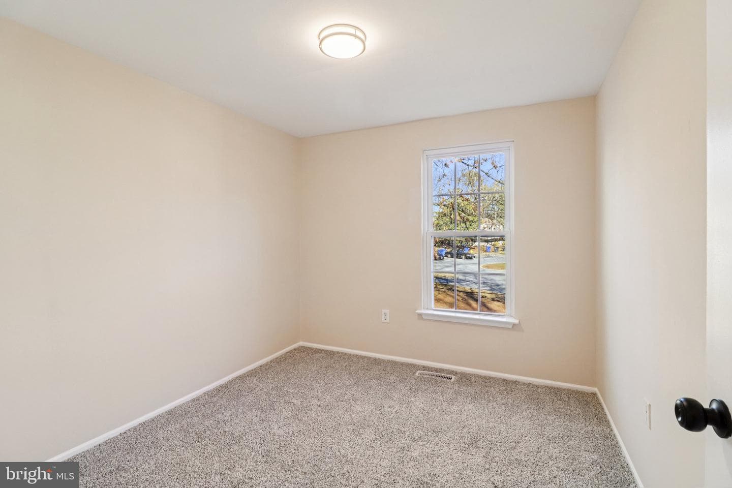 2575 Robinson Place photo 17