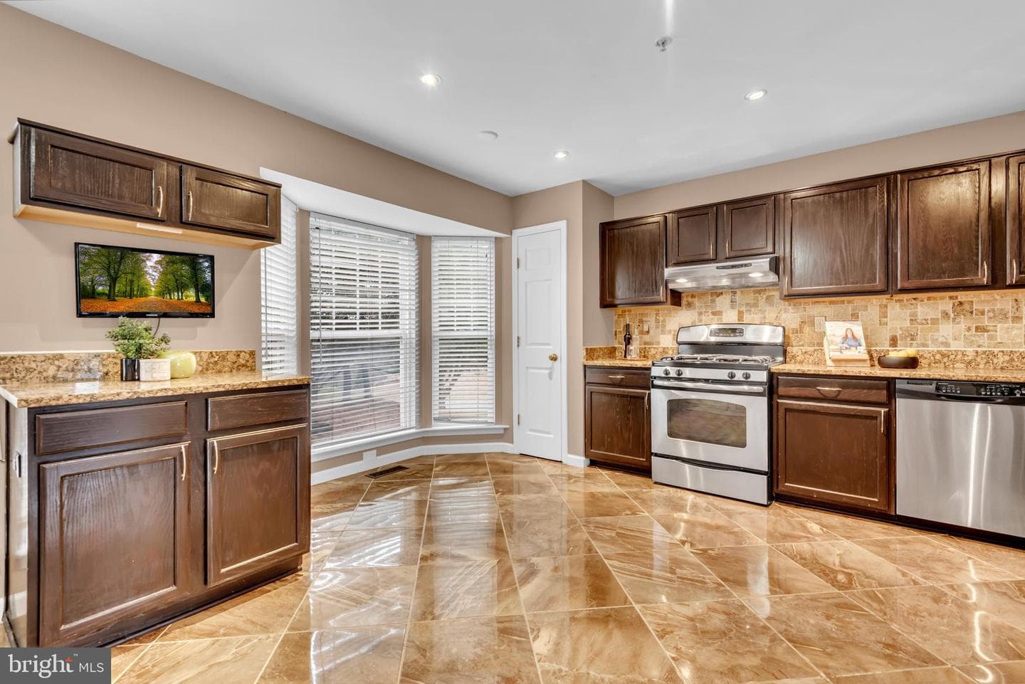 4004 Windsor Heights Place photo 15