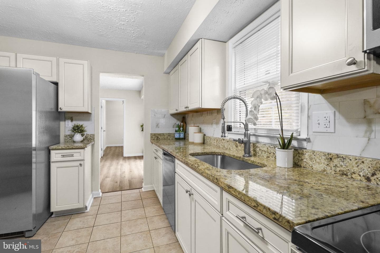 4130 Lancaster Circle photo 7